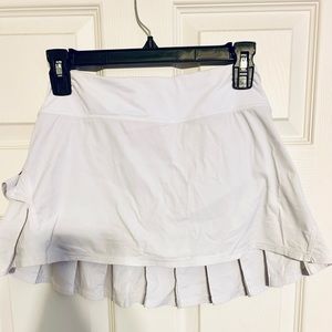 Lululemon 4 Run Pace Setter Skirt Pleated White